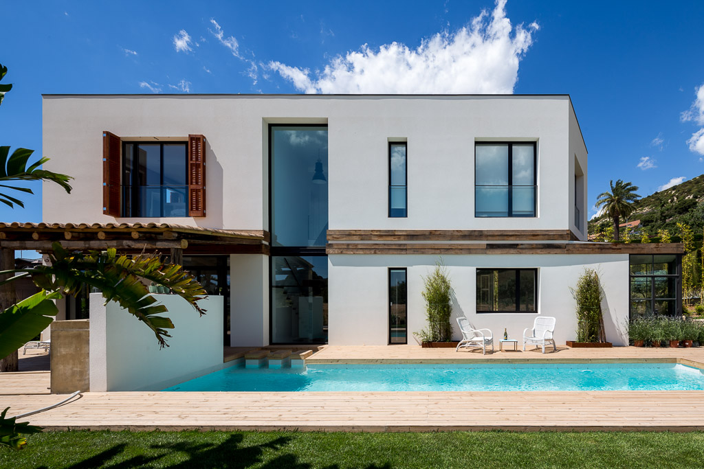 Sumérgete en la piscina de tus sueños